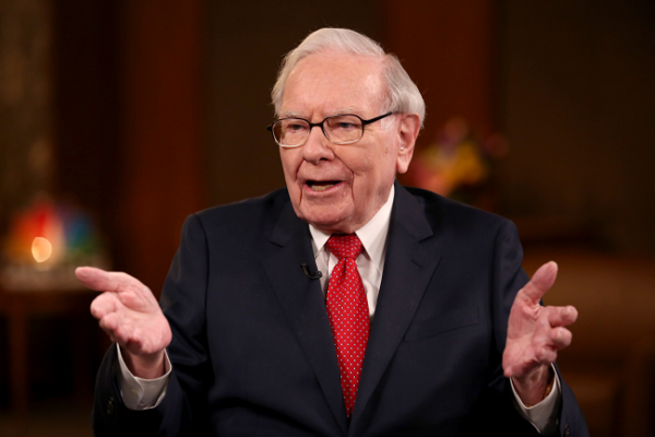 Warren Buffett May Consider Bitcoin Investment Amid Cash Pile